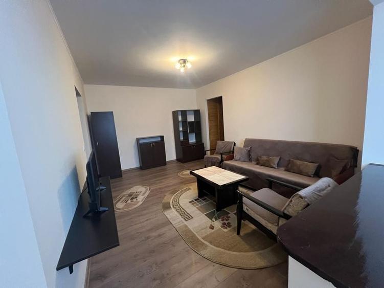 Apartament cu 2 camere semidecomandat în Lazaret