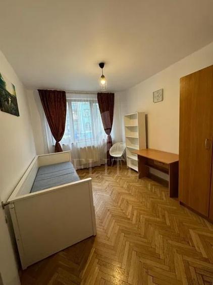 Apartament cu 3 camere decomandat, mobilat în Central