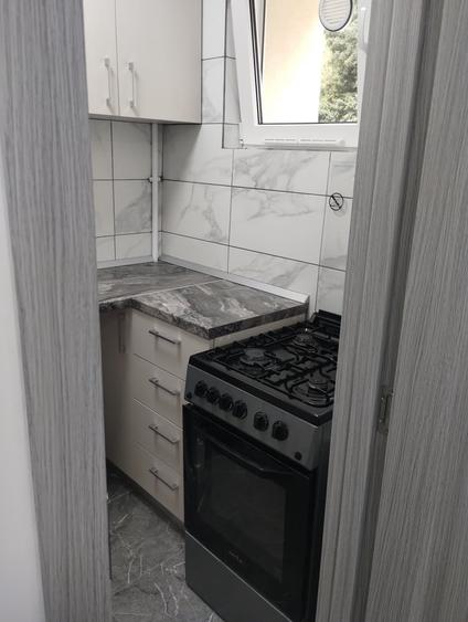 Garsonieră semidecomandată în Titan