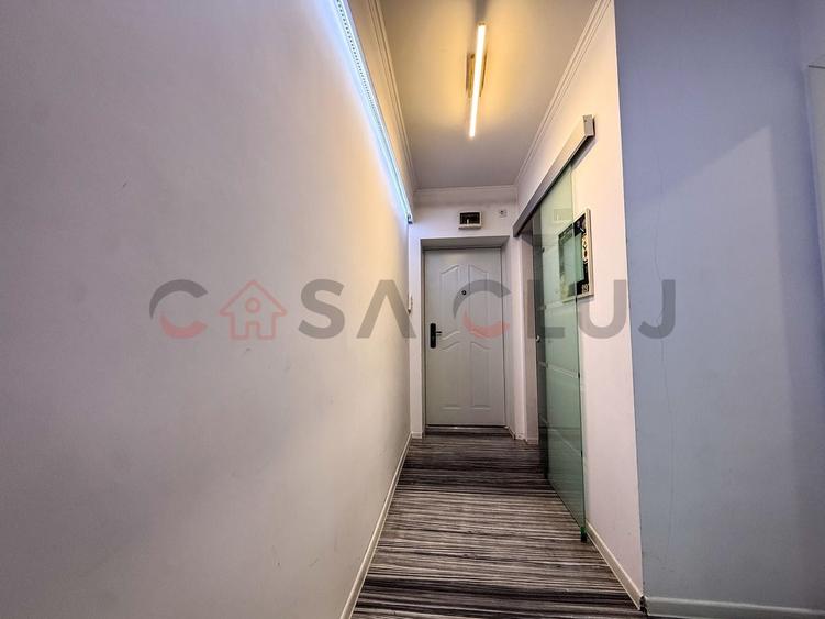 Apartament cu 2 camere semidecomandat, mobilat în Central