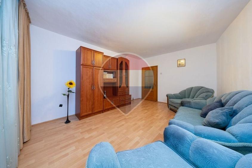 Apartament cu 2 camere decomandat în Gemenii