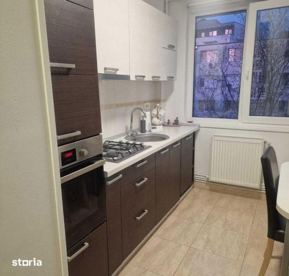 Apartament cu 3 camere în Mărăști