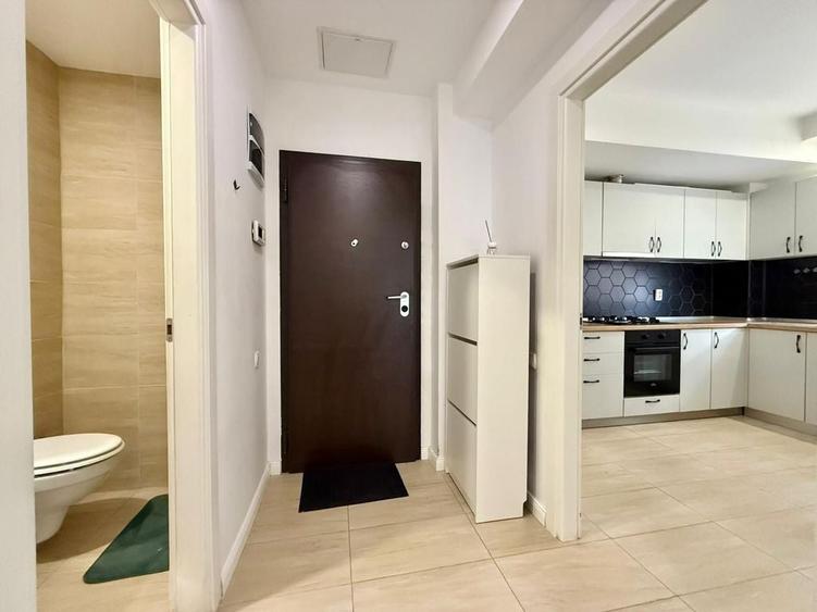 Apartament cu 3 camere decomandat în Ștefăneștii de Jos