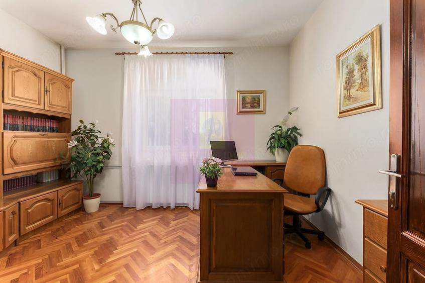 Casă cu Teren 510 Mp în Lacul Tei