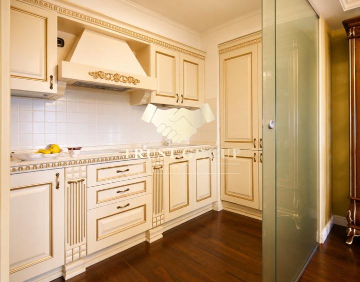 Apartament cu 3 camere decomandat în Șoseaua Nordului