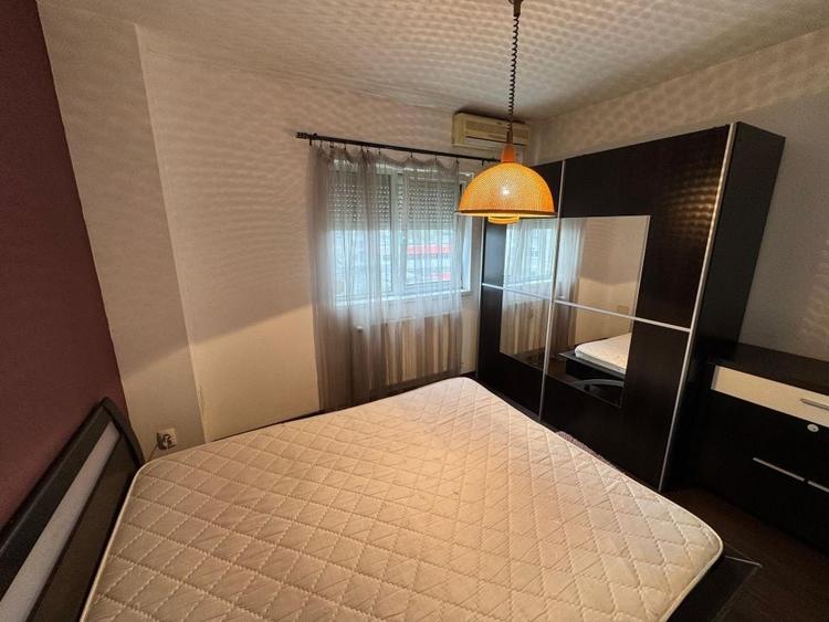 Apartament cu 3 camere semidecomandat, mobilat în Rahova