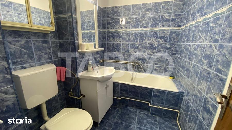 Apartament cu 2 camere decomandat în Valea Aurie