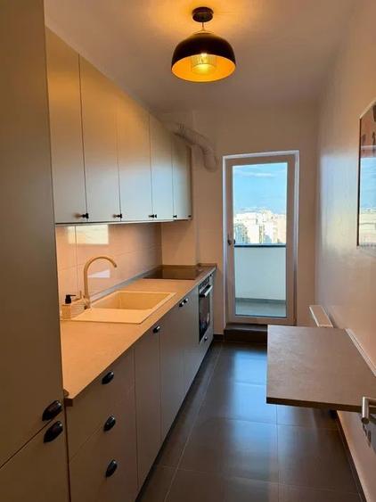 Apartament cu 2 camere, mobilat în Păcii