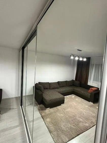 Apartament cu 4 camere în Drumul Taberei