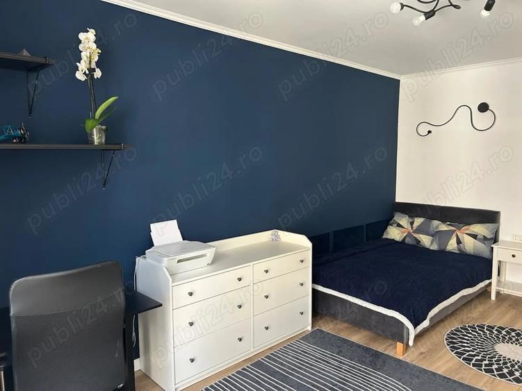Apartament cu 3 camere decomandat în Ultracentral