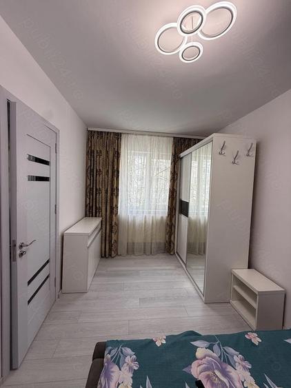 Apartament cu 2 camere semidecomandat în Casa de Cultură