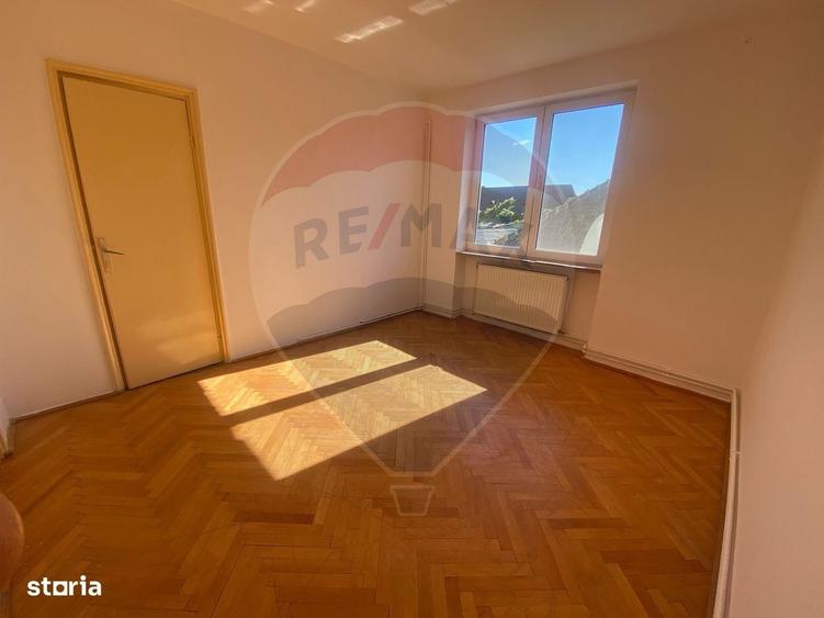 Apartament cu 2 camere de vanzare in Medias et 2 zona centrala - 12