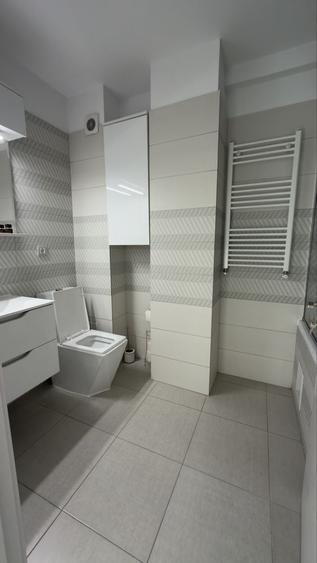 Apartament cu 2 camere decomandat în Păcii