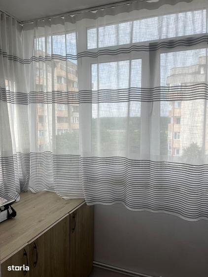 Apartament cu 3 camere în Tudor Vladimirescu