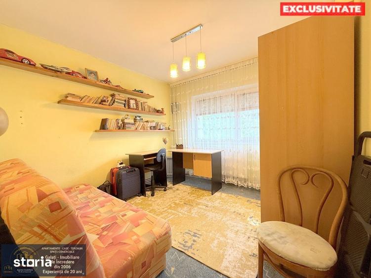 Apartament cu 2 camere în Micro 17