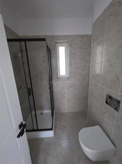 Casă cu 3 camere cu Teren 200 Mp în Tunari