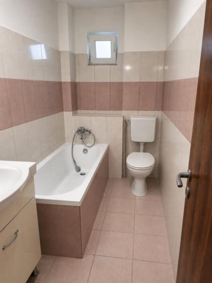 Apartament cu 2 camere semidecomandat în Energia