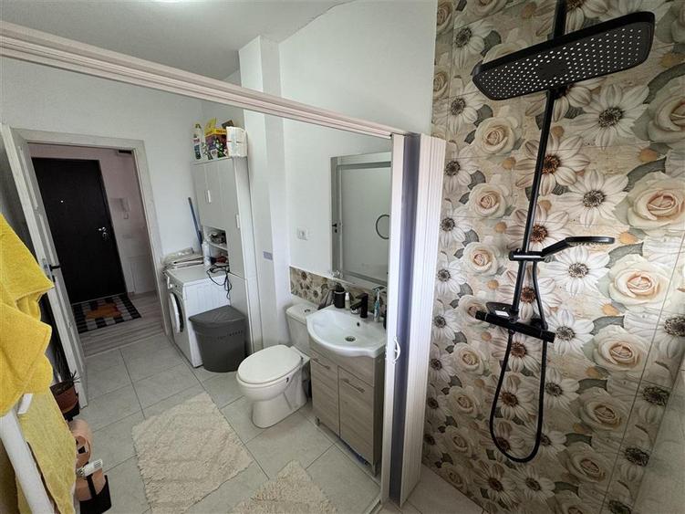 Apartament cu 2 camere decomandat în Decebal