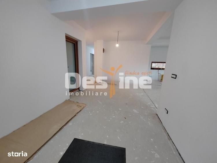Casă cu 4 camere cu Teren 1000 Mp în Bârnova