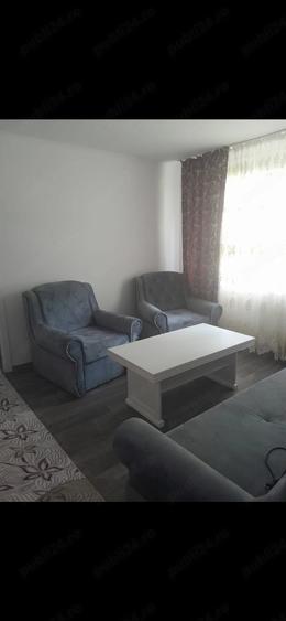 Apartament cu 2 camere semidecomandat în Horia