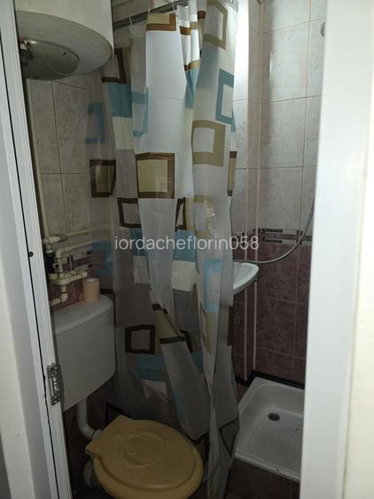 Ofer spre Inchiriere Garsoniera confort 2 Parter