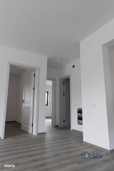 Casă cu 3 camere în Piscani