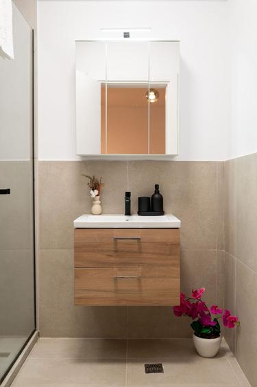 Apartament cu 2 camere decomandat în Mamaia-Sat