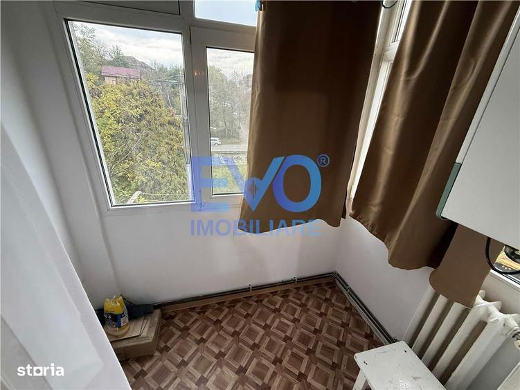 Apartament cu 2 camere decomandat în Nicolina