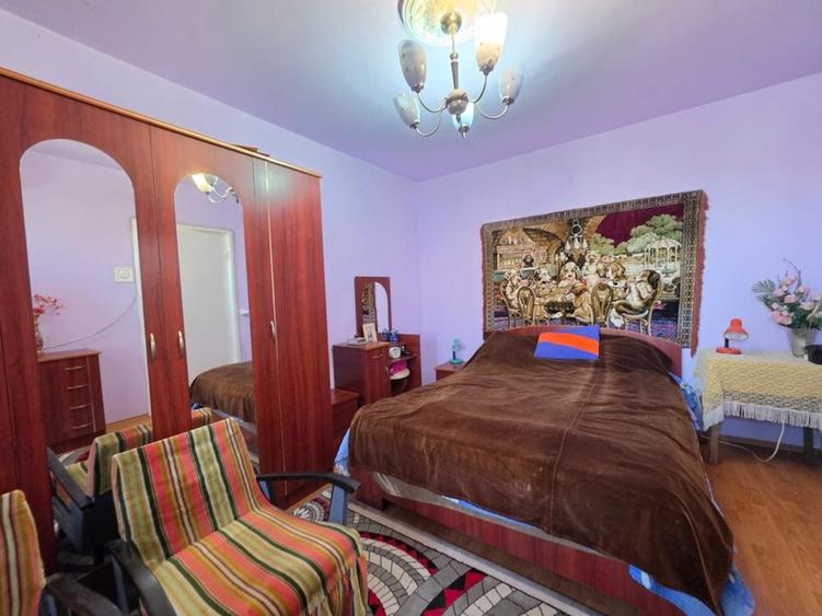 Apartament cu 2 camere semidecomandat în Rogerius