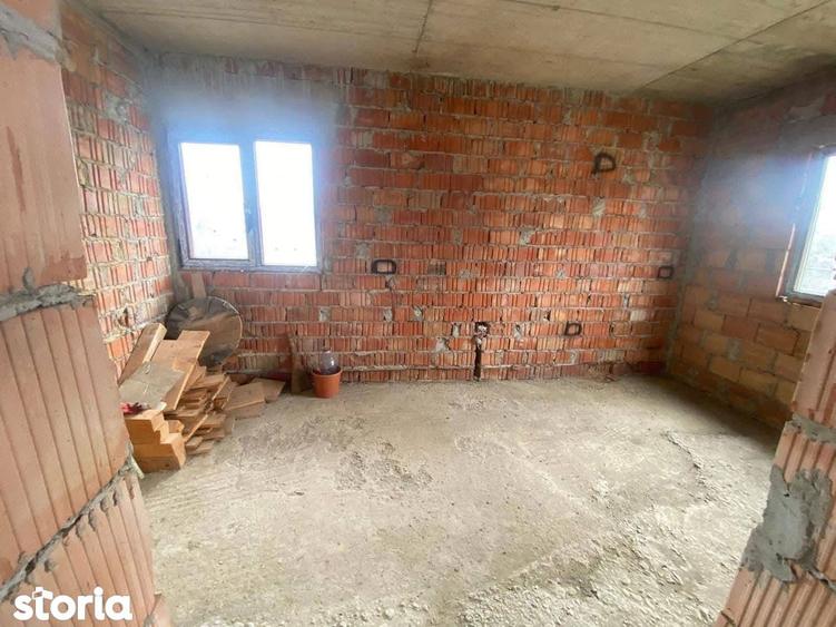 De vanzare Vila la rosu din caramida in aropiere de Roman, 76.000 euro - 18