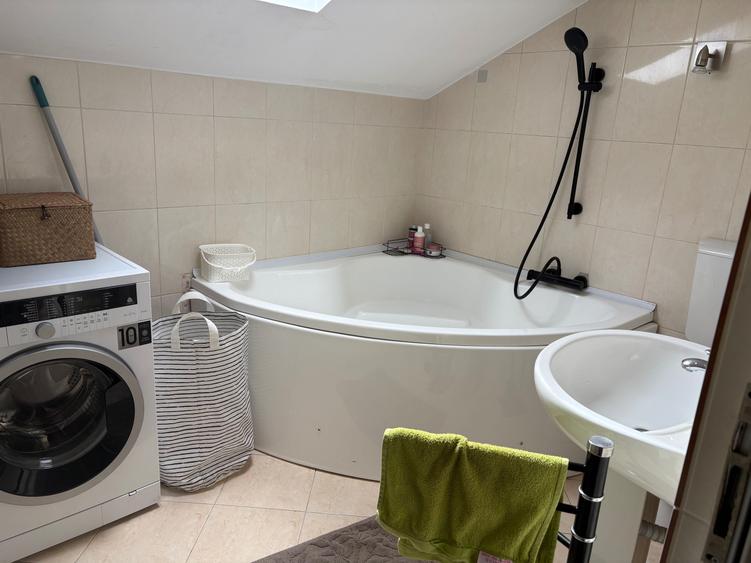 Apartament cu 2 camere decomandat în Calea Turzii