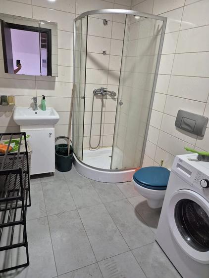 Apartament cu 2 camere semidecomandat în Ștefăneștii de Jos