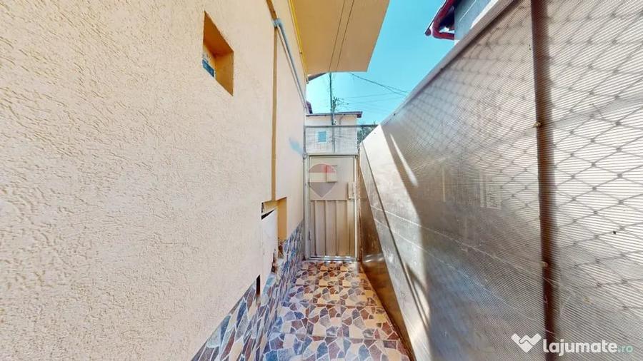Apartament cu 2 camere decomandat în Brașovul Vechi