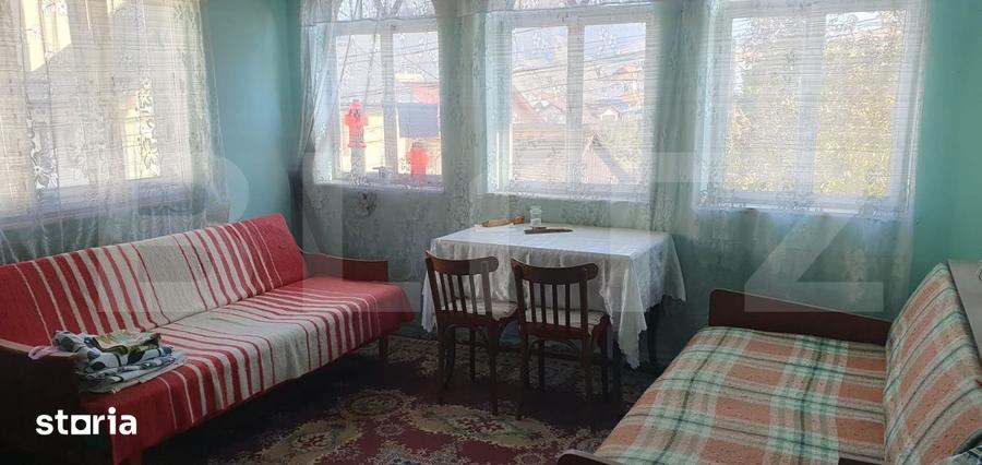 Casă cu 3 camere cu Teren 300 Mp în Central