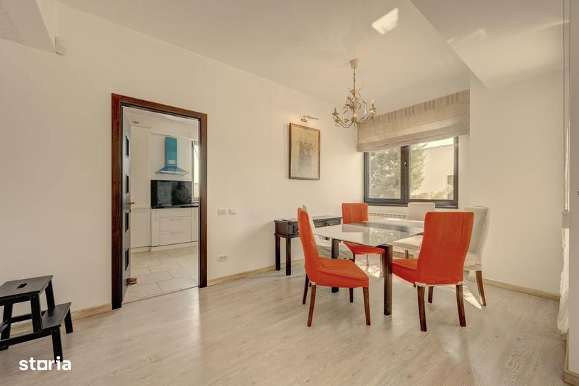 Apartament cu 4 camere în Central