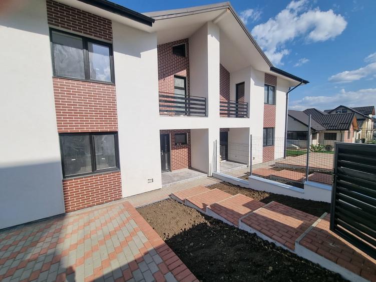 Duplex cu 4 camere cu Canalizare în Galata
