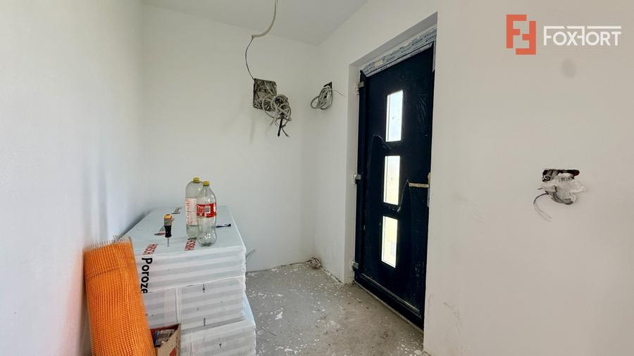 Duplex cu 3 camere cu Canalizare în Moșnița Nouă