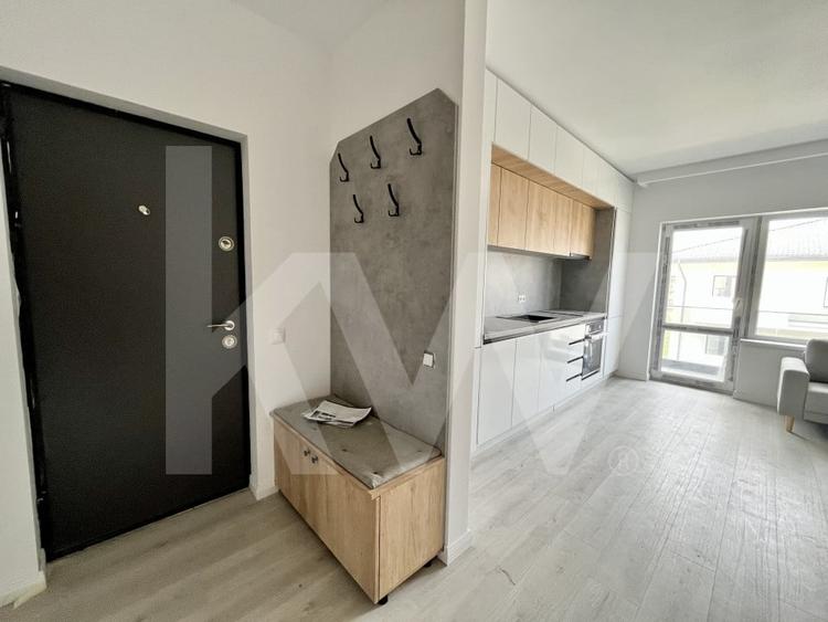 Apartament cu 3 camere semidecomandat în Șelimbăr