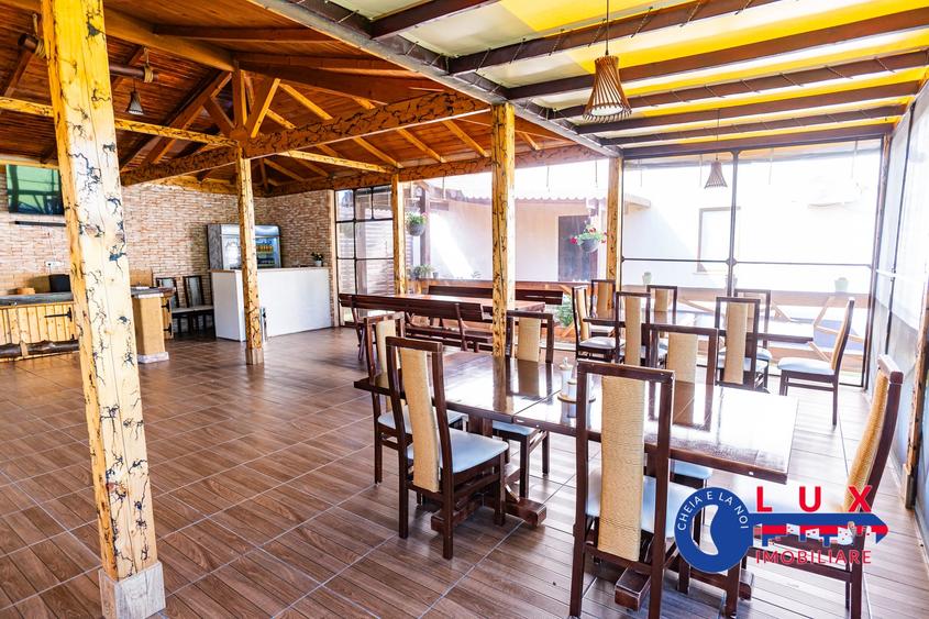 Casă individuală cu 14 camere cu Teren 2276 Mp în Dunavățu de Jos
