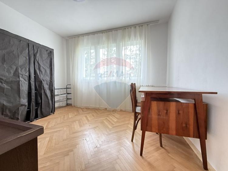 Apartament cu 4 camere decomandat, mobilat în Gheorgheni