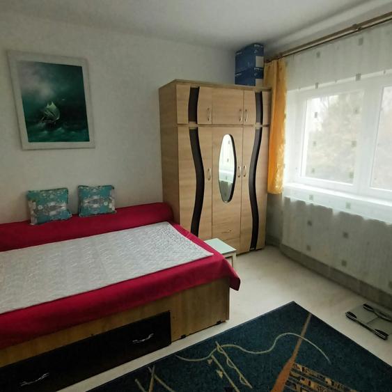 Garsonieră decomandată în Central
