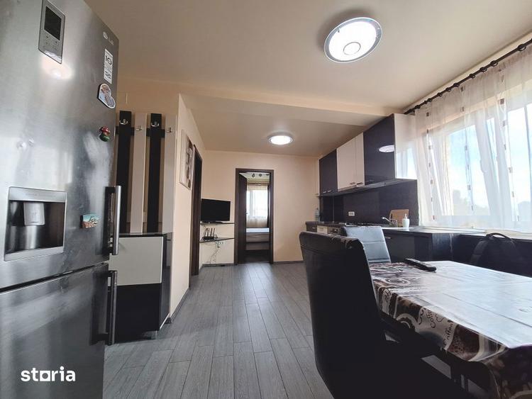 Apartament cu 2 camere decomandat, mobilat în Est