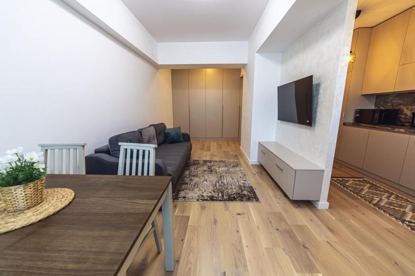 Apartament cu 2 camere decomandat, mobilat în Pipera