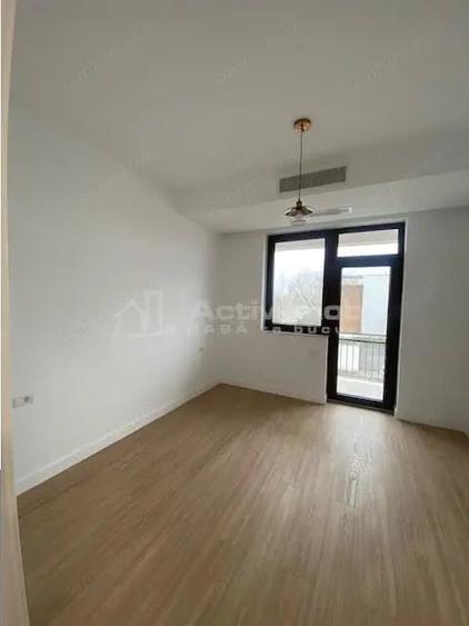Apartament cu 3 camere decomandat în Dămăroaia