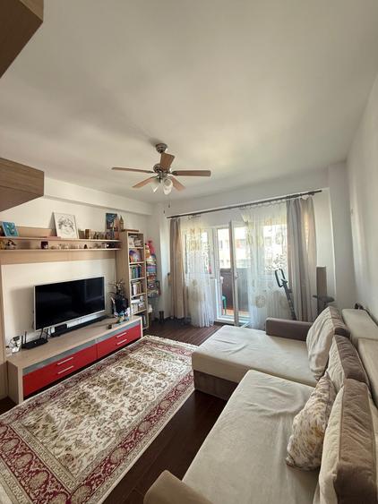 Apartament cu 2 camere semidecomandat în Militari