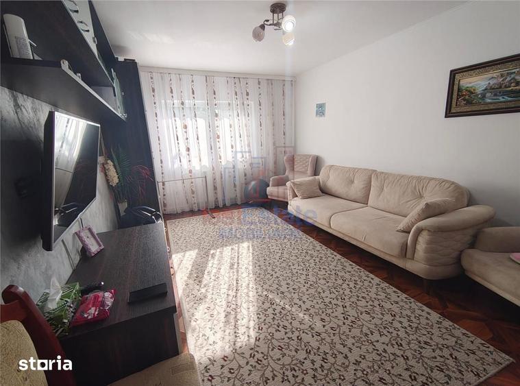 Superb - Apartament 3 camere decomandat - 8