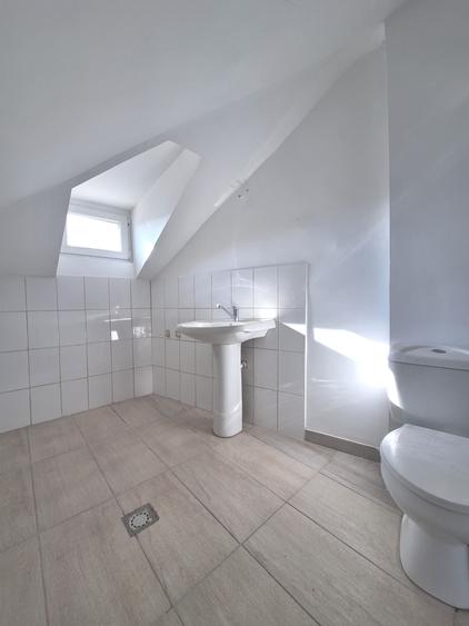 Apartament cu 2 camere semidecomandat în Polonă