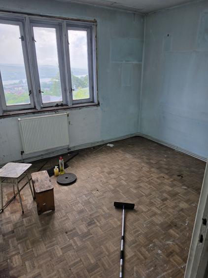 Apartament cu 2 camere semidecomandat în Fălticeni
