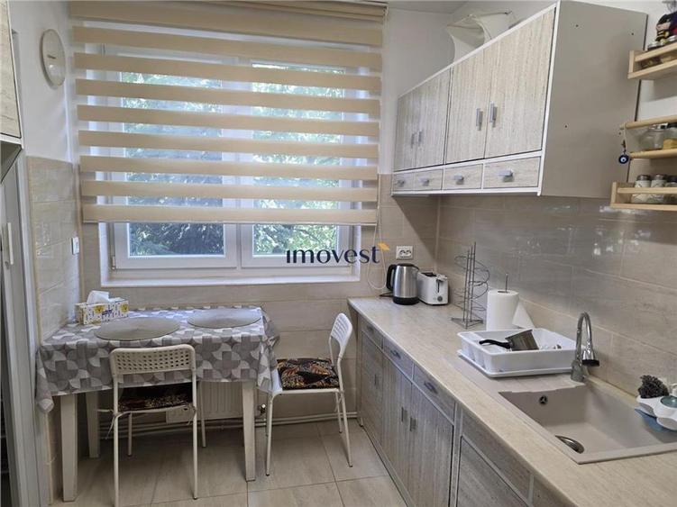 Apartament cu 2 camere semidecomandat în Central