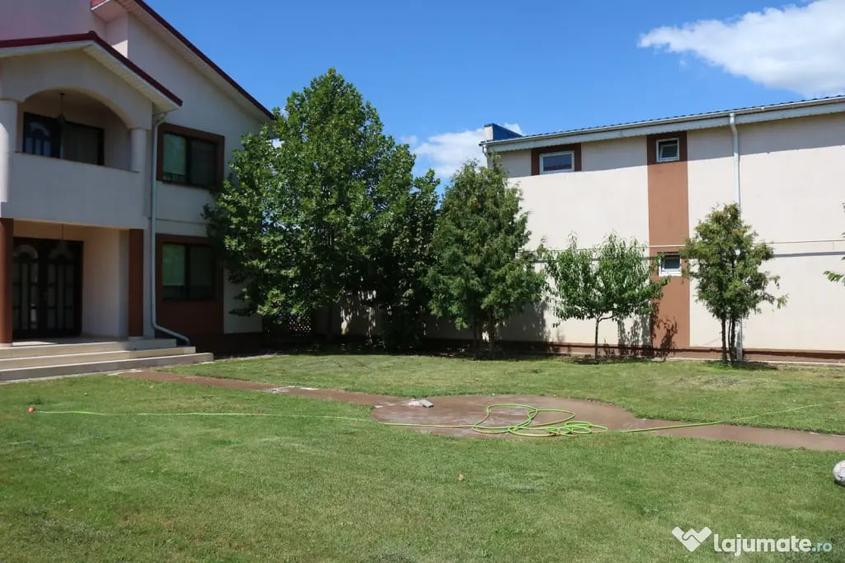 Casă cu 7 camere în Obor